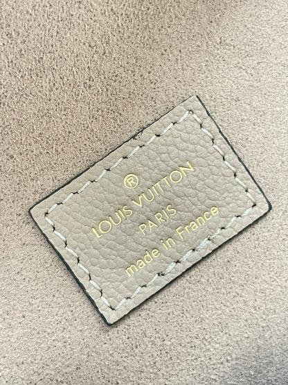 NANO DIANE 19 DE PIEL EMPREINTE MONOGRAMA BLANCO TOURTERELLE