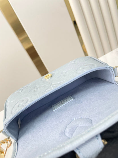 NANO DIANE 19 DE PIEL EMPREINTE MONOGRAMA AZUL HERMOSO