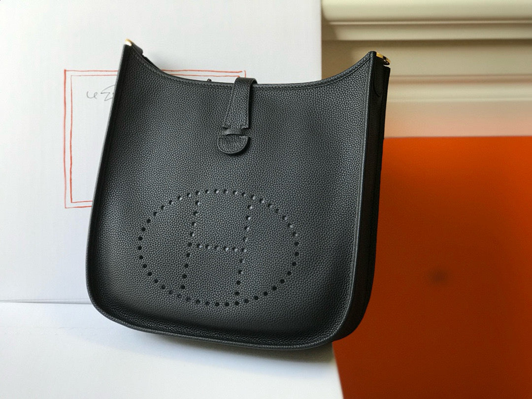 Evelyne 29cm Negro Togo Ghw