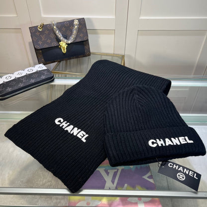 CONJUNTO GORRO Y BUFANDA EN LANA NEGRA 422599 