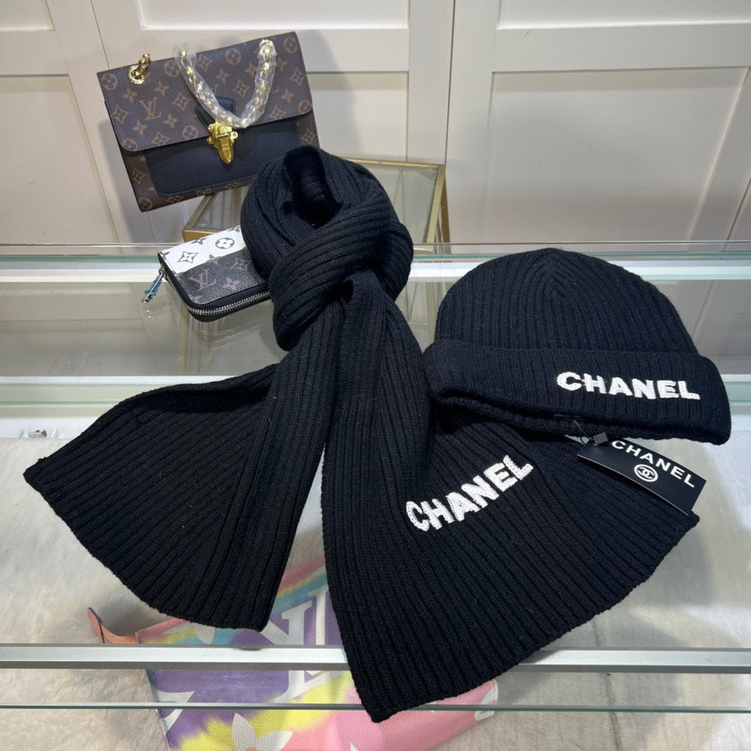 CONJUNTO GORRO Y BUFANDA EN LANA NEGRA 422599 