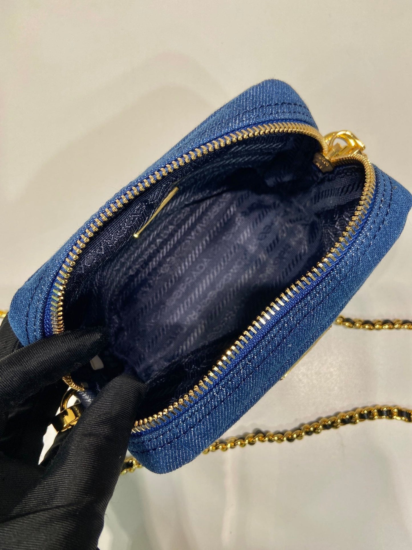 MINI SAC 14 EN DENIM BLEU AZUR QUINCAILLERIE DORÉ