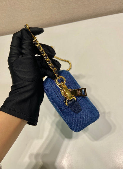 MINI SAC 14 EN DENIM BLEU AZUR QUINCAILLERIE DORÉ