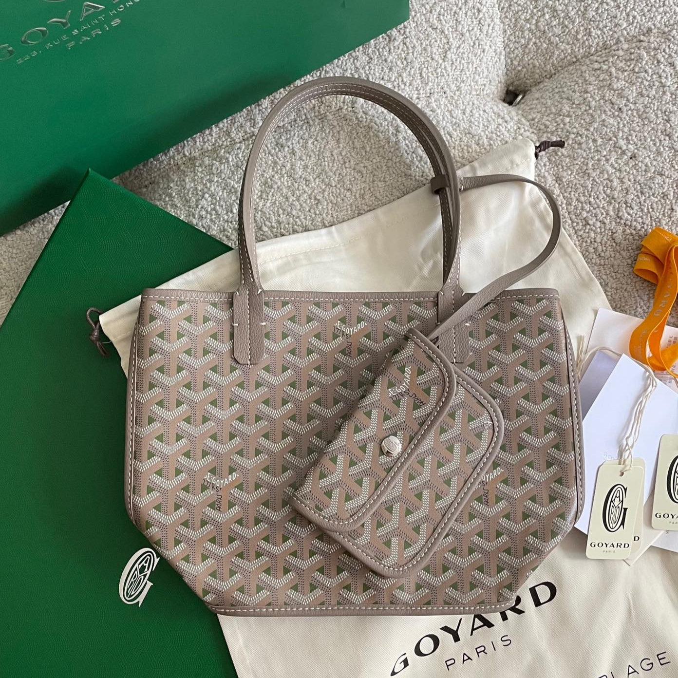 BOLSO ANJOU MINI 20 EN LONA GOYARDINE MIXTA GRIS VERDE Y PIEL DE BECERRO