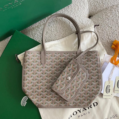 BOLSO ANJOU MINI 20 EN LONA GOYARDINE MIXTA GRIS VERDE Y PIEL DE BECERRO