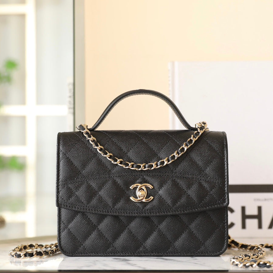 Sac à main CC 25C 18 cm en cuir de veau grainé noir