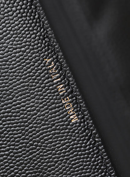 Sac à main CC 25C 18 cm en cuir de veau grainé noir