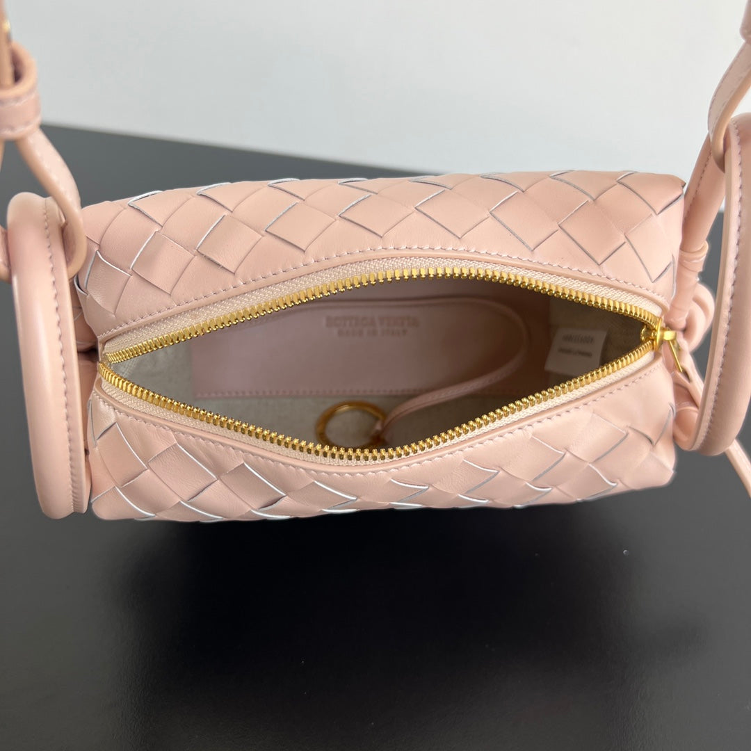 Sac à main BV Loop Top Handle 19 cm en cuir d'agneau rose pastel