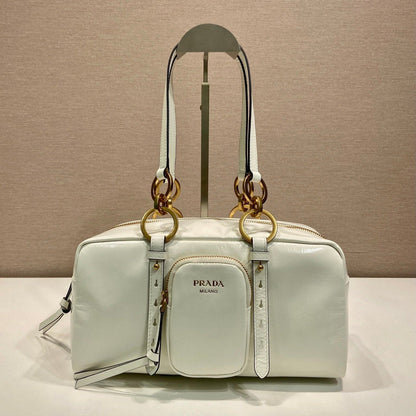 BOLSA RECTANGULAR GRANDE DE 30 EN CERA DE ACEITE BLANCA, PIEL DE CORDERO, HERRAMIENTAS DORADAS