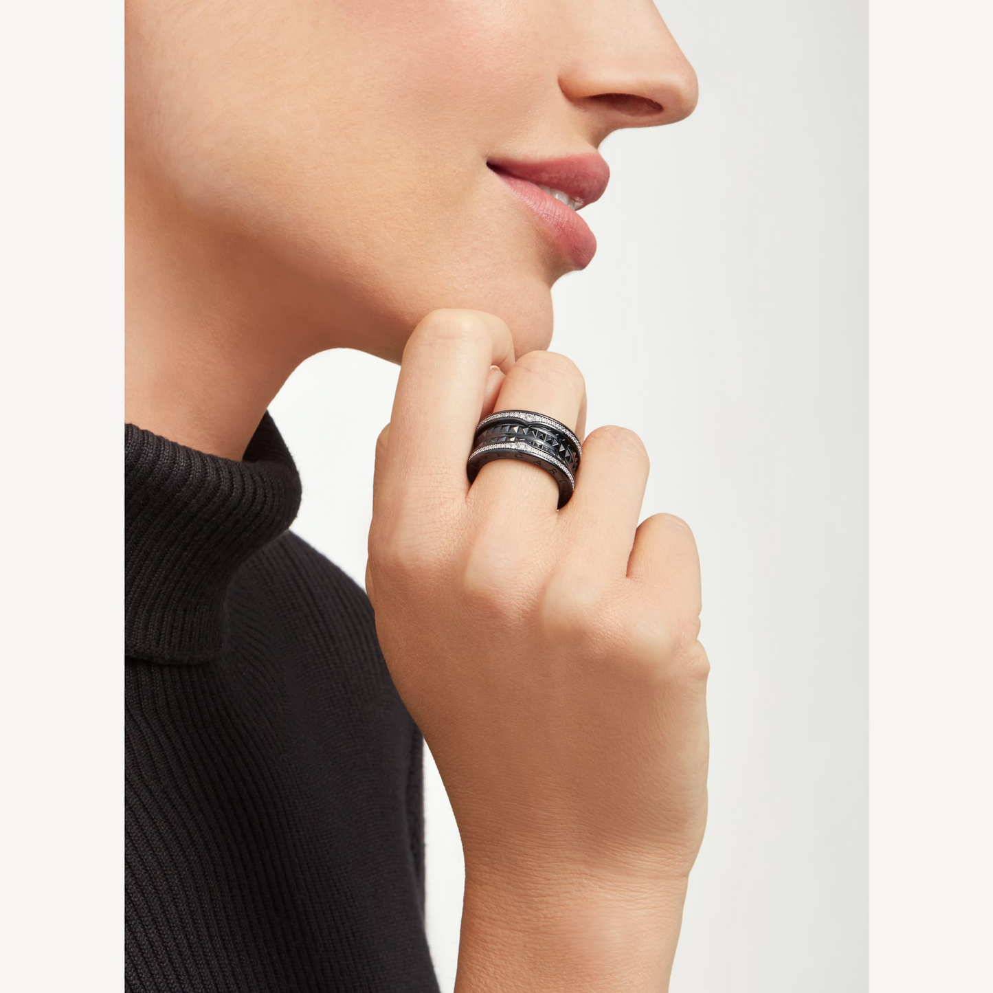 DIANA ZERO 1 ROCK FOUR-BAND BLACK CERAMIC WITH STUDDED SPIRAL AND PAVED DIAMONDS RING