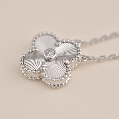 DIANA CLOVER  15MM DIAMOND LASER NECKLACE SILVER
