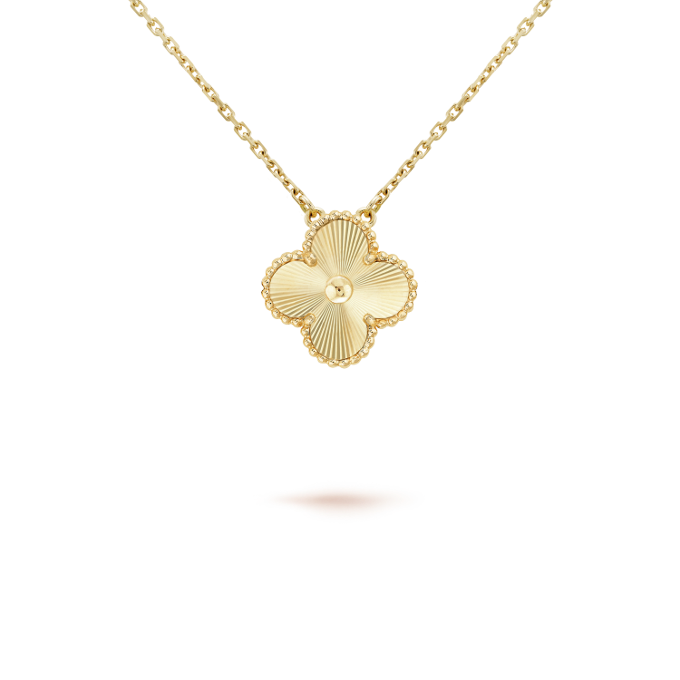 DIANA CLOVER 15MM LASER NECKLACE