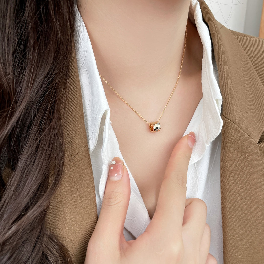 DIANA BEE MINI PEDANT DIAMOND NECKLACE