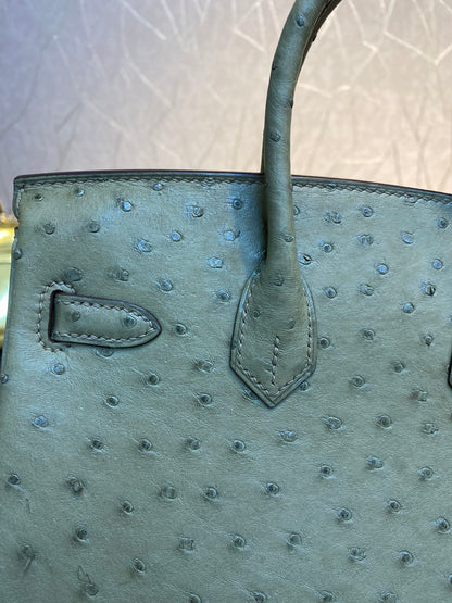 HM BIRKIN 30CM CUIR D'AUTRUCHE KAKI QUINCAILLERIE ARGENTÉE