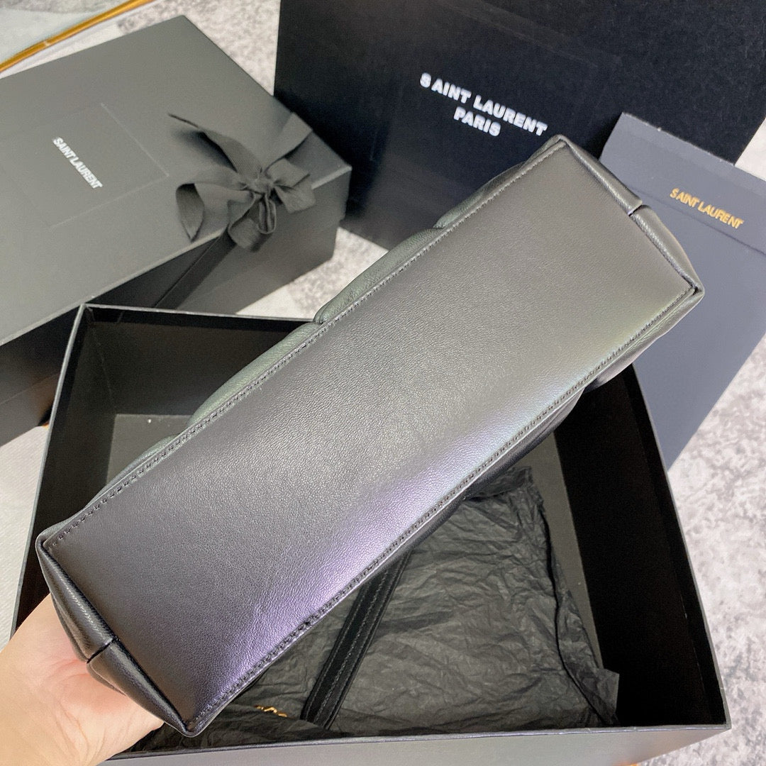 Saint Laurent Small Loulou 29 Shoulder Bag Black Lambskin Ghw