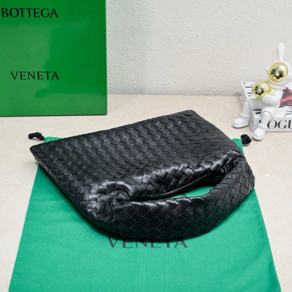 BV HOP Shoulder Bag 41cm BLack Calfskin