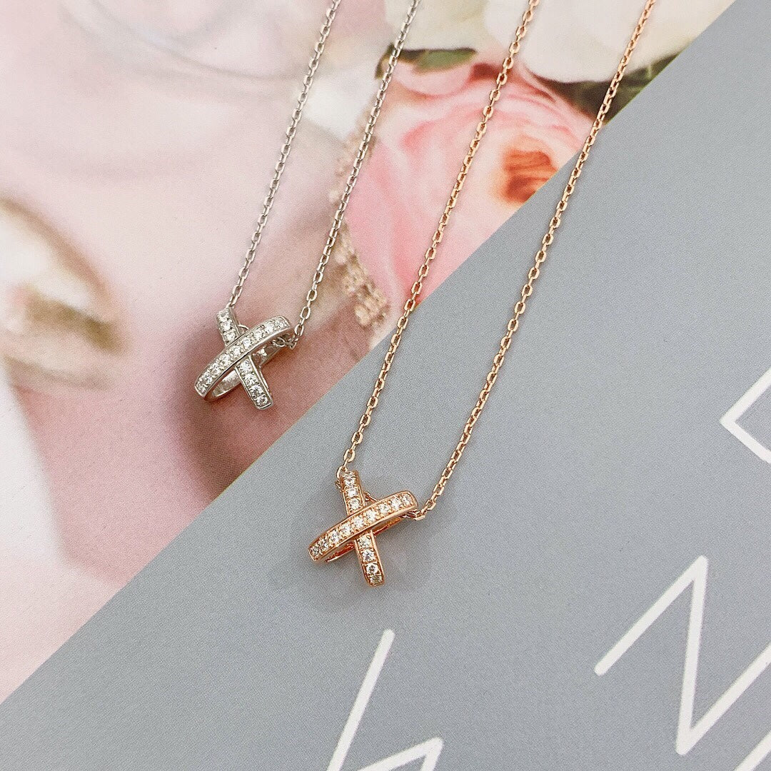 DIANA JEUX DE DIAMOND NECKLACE