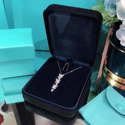 PENDENTIF GOUTTE DE DIAMANTS À GROUPE MIXTE