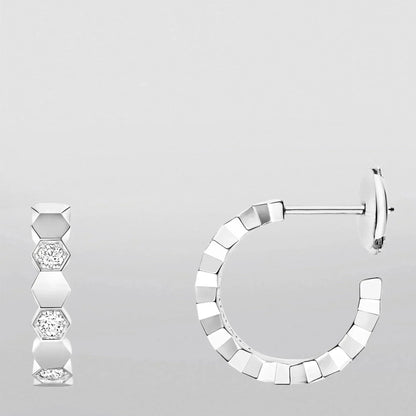DIANA Hollow Design Four-Leaf Clover Flower Shape Ring