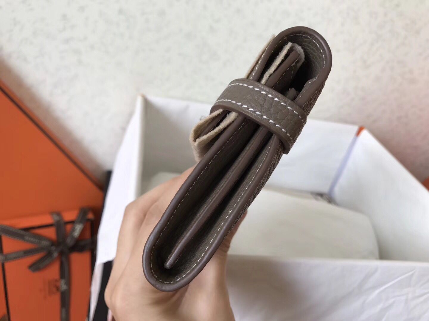Cartera larga Kelly de 20 cm de piel Etoupe Clement