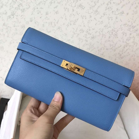 Cartera larga Kelly de 20 cm de piel de Epsom de color azul vaquero