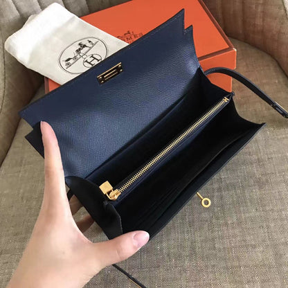 Cartera larga Kelly de 20 cm de piel Epsom azul marino