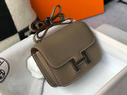 CONSTANCE 18 BROWN EPSOM HERRAMIENTAS DE PLATA