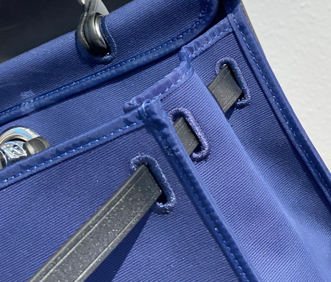 Herbag 31 Toile Lona Azul Piel de Vaca Negra