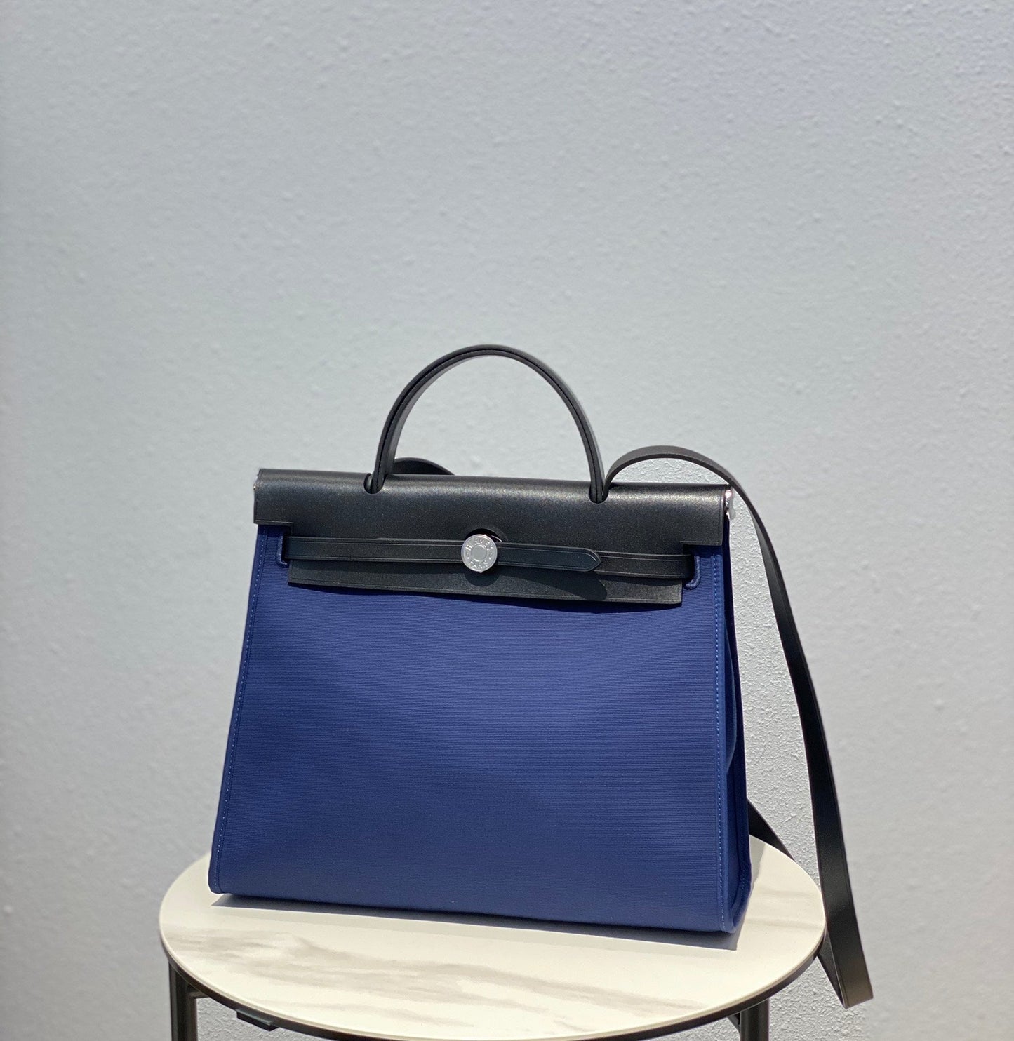 Herbag 31 Toile Lona Azul Piel de Vaca Negra
