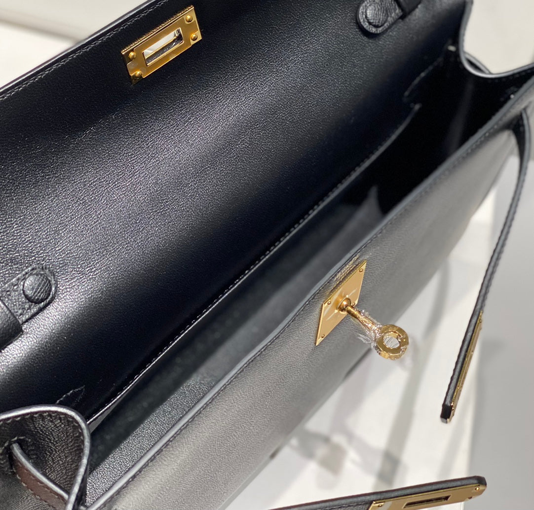 HM Kelly Elan 27cm Cuero Negro Ghw