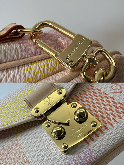 pochette metis east west 21.5 pêche damier coasted canvas