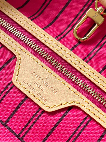 Neverfull MM 31 reversible de adentro hacia afuera rosa oscuro 
