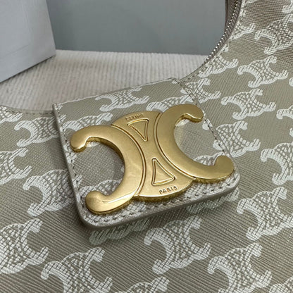 BOLSO MEDIANO AVA 23 EN LONA TRIOMPHE BEIGE CON LOGOTIPO DORADO