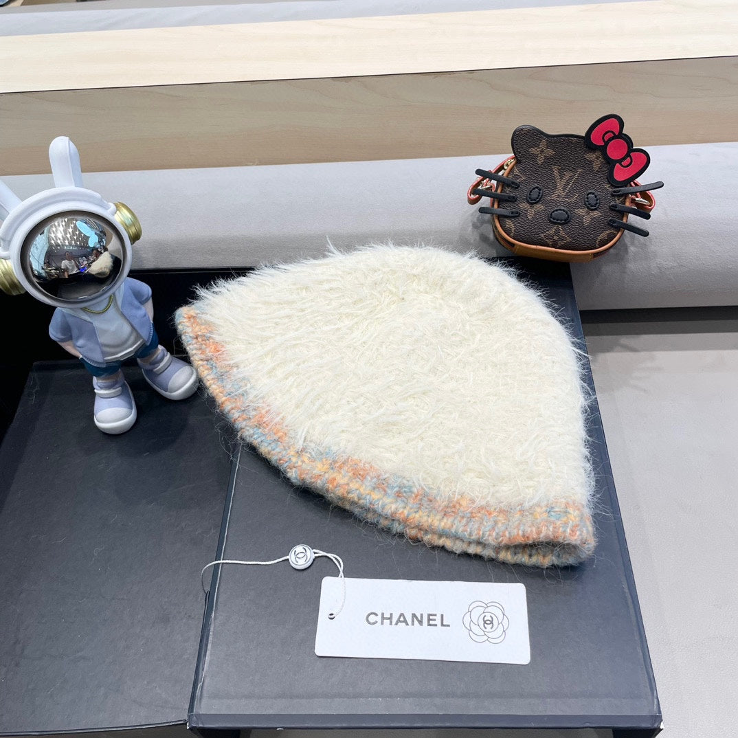 CHAPEAU BOB EN FOURRURE D'AGNEAU BISQUE BEIGE 419467