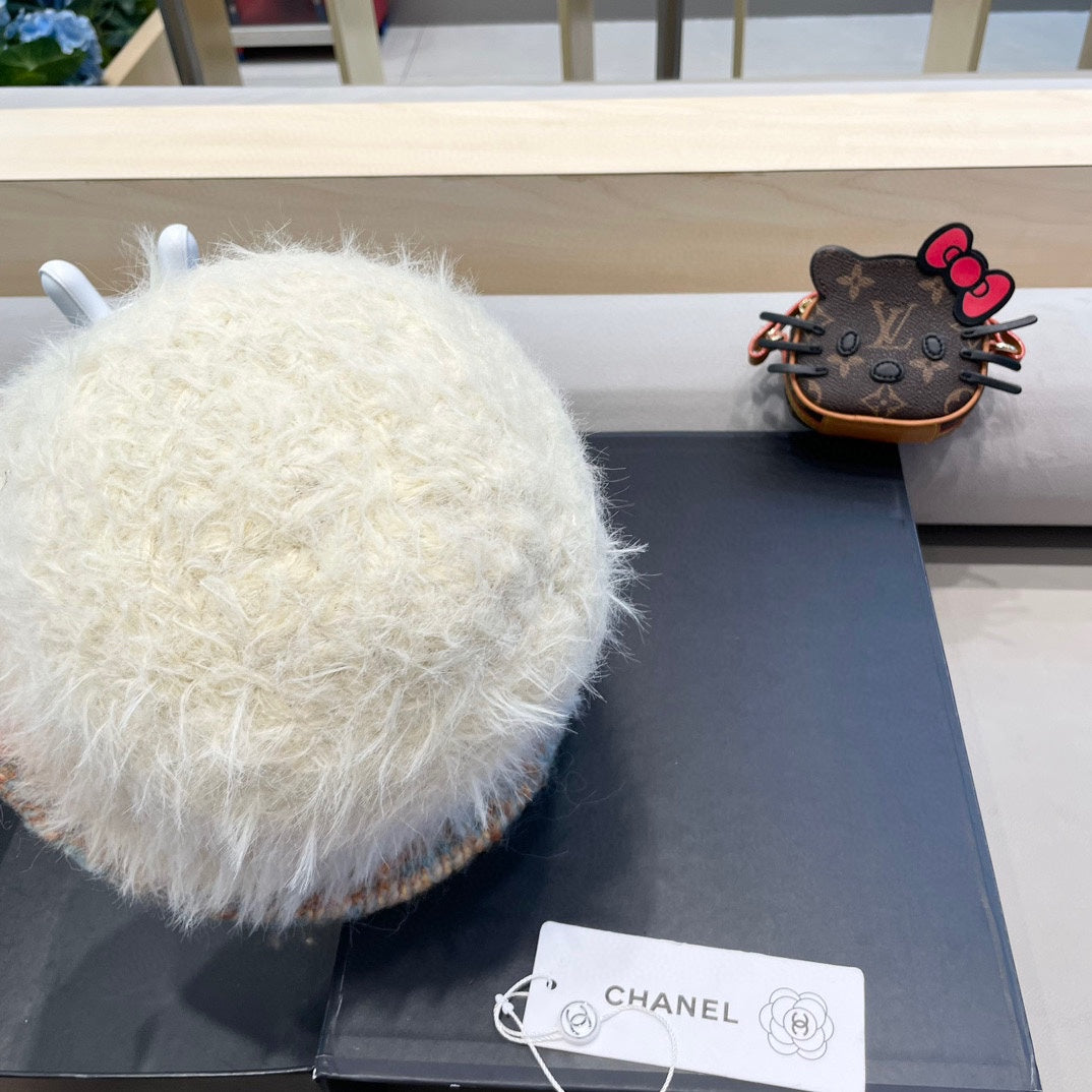 CHAPEAU BOB EN FOURRURE D'AGNEAU BISQUE BEIGE 419467