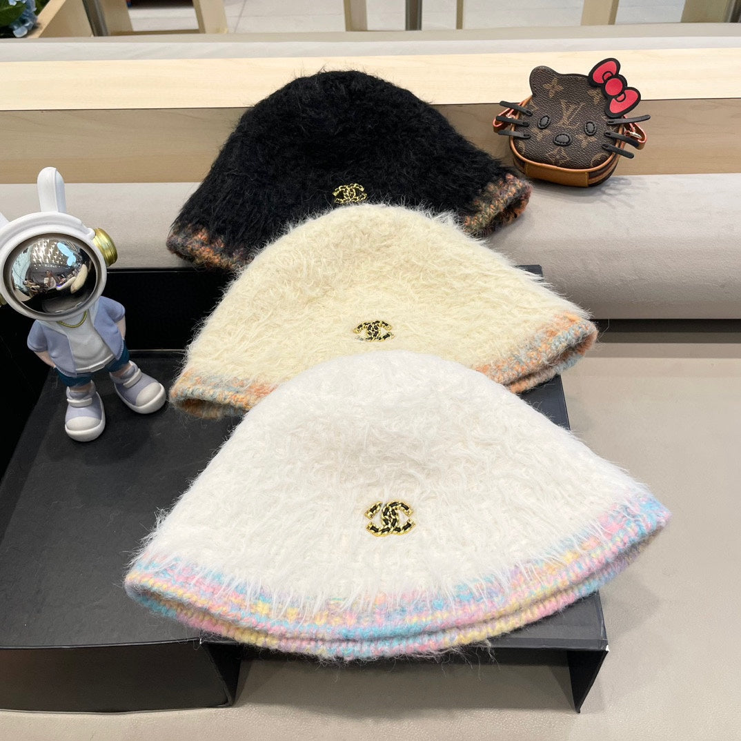 CHAPEAU BOB EN FOURRURE D'AGNEAU BISQUE BEIGE 419467