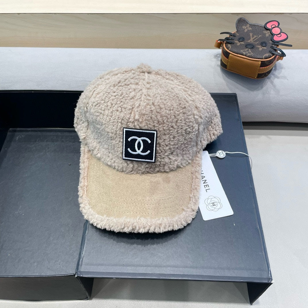 GORRA DE BÉISBOL EN PIEL DE PIEDRA BEIGE CAMEL 422432 