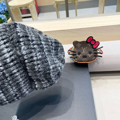 STRIPED KNITTED HAT IN DARK GRAY WOOL 424516