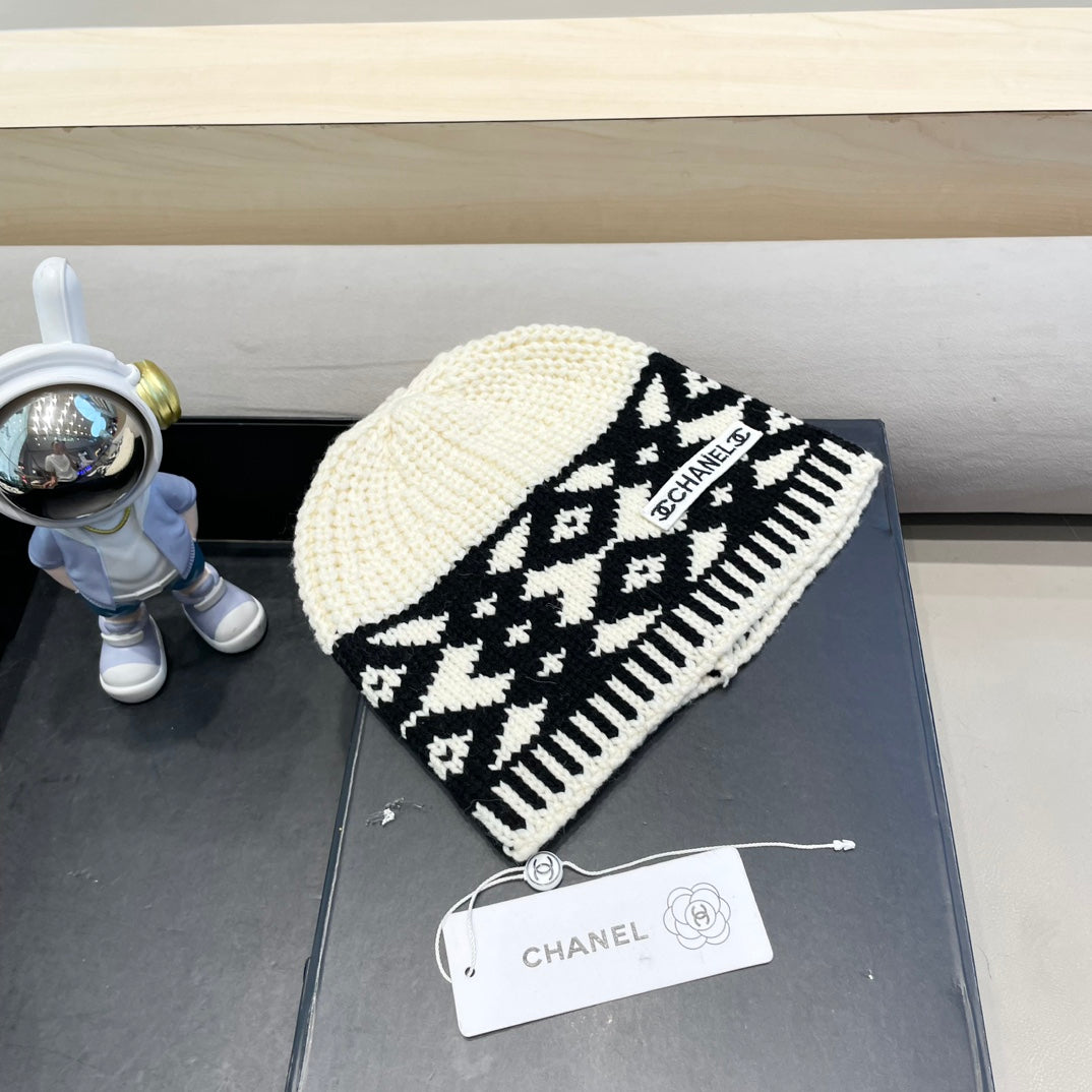 BONNET EN LAINE MÉLANGÉE NOIRE ET BLANC 431697 
