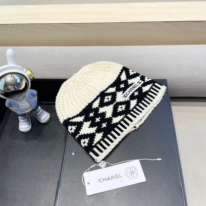 BONNET EN LAINE MÉLANGÉE NOIRE ET BLANC 431697 