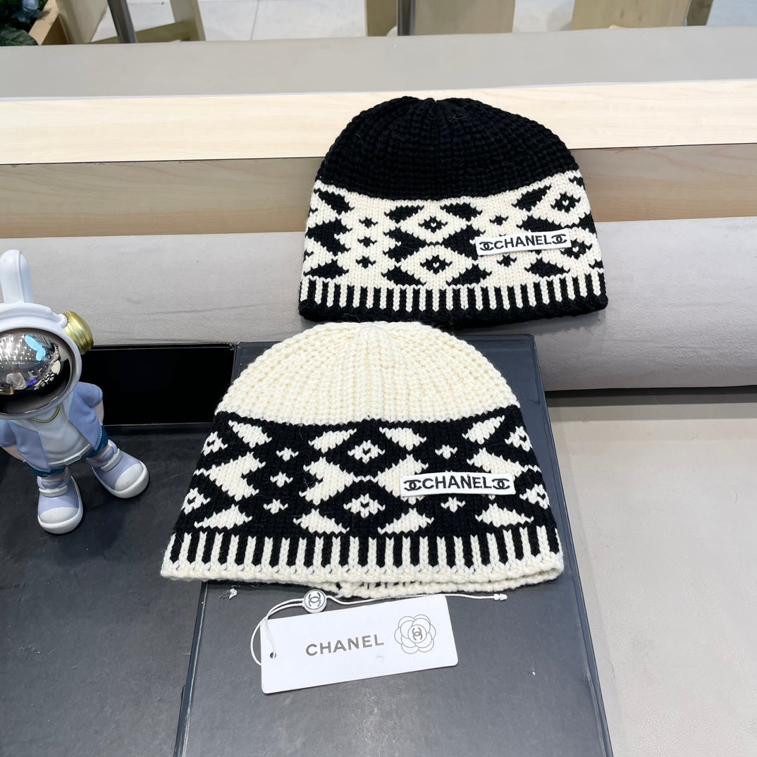 BONNET EN LAINE MÉLANGÉE NOIRE ET BLANC 431697 