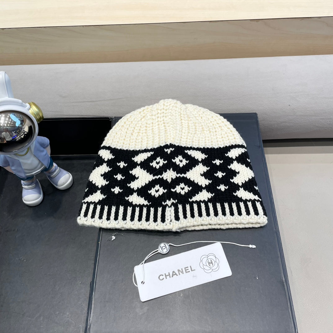 BONNET EN LAINE MÉLANGÉE NOIRE ET BLANC 431697 