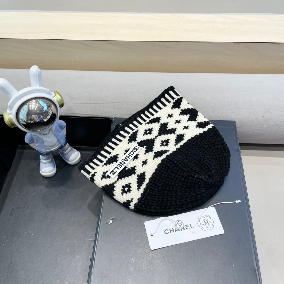 GORRO DE LANA NEGRA MIXTA BLANCA 431698 