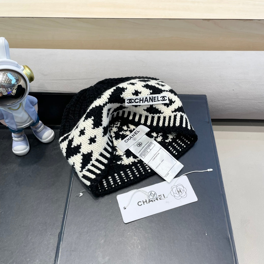 GORRO DE LANA NEGRA MIXTA BLANCA 431698 