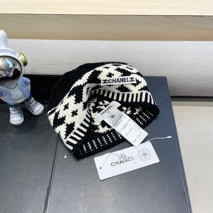 GORRO DE LANA NEGRA MIXTA BLANCA 431698 