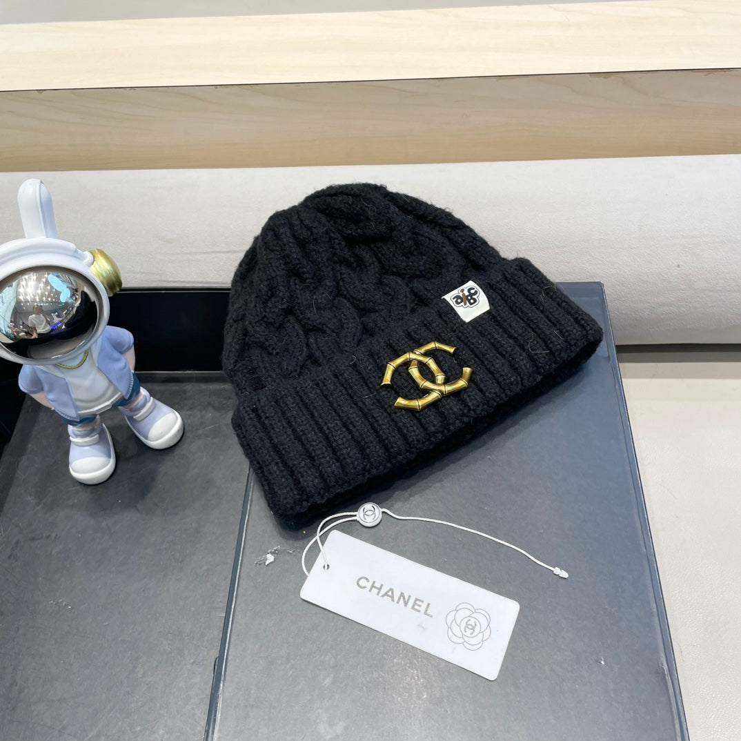 BONNET EN LAINE NOIRE 431707 