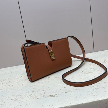 MINI POCHETTE 18 BANDES EN CUIR DE VEAU SOUPLE BRONZE BROWNN
