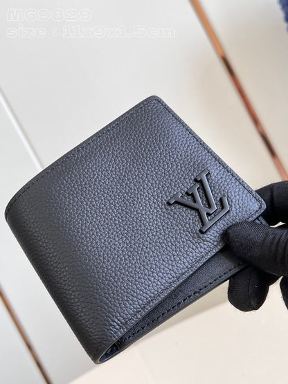 CARTERA MÚLTIPLE AEROGRAMA 10CM PIEL DE BECERRO NEGRA