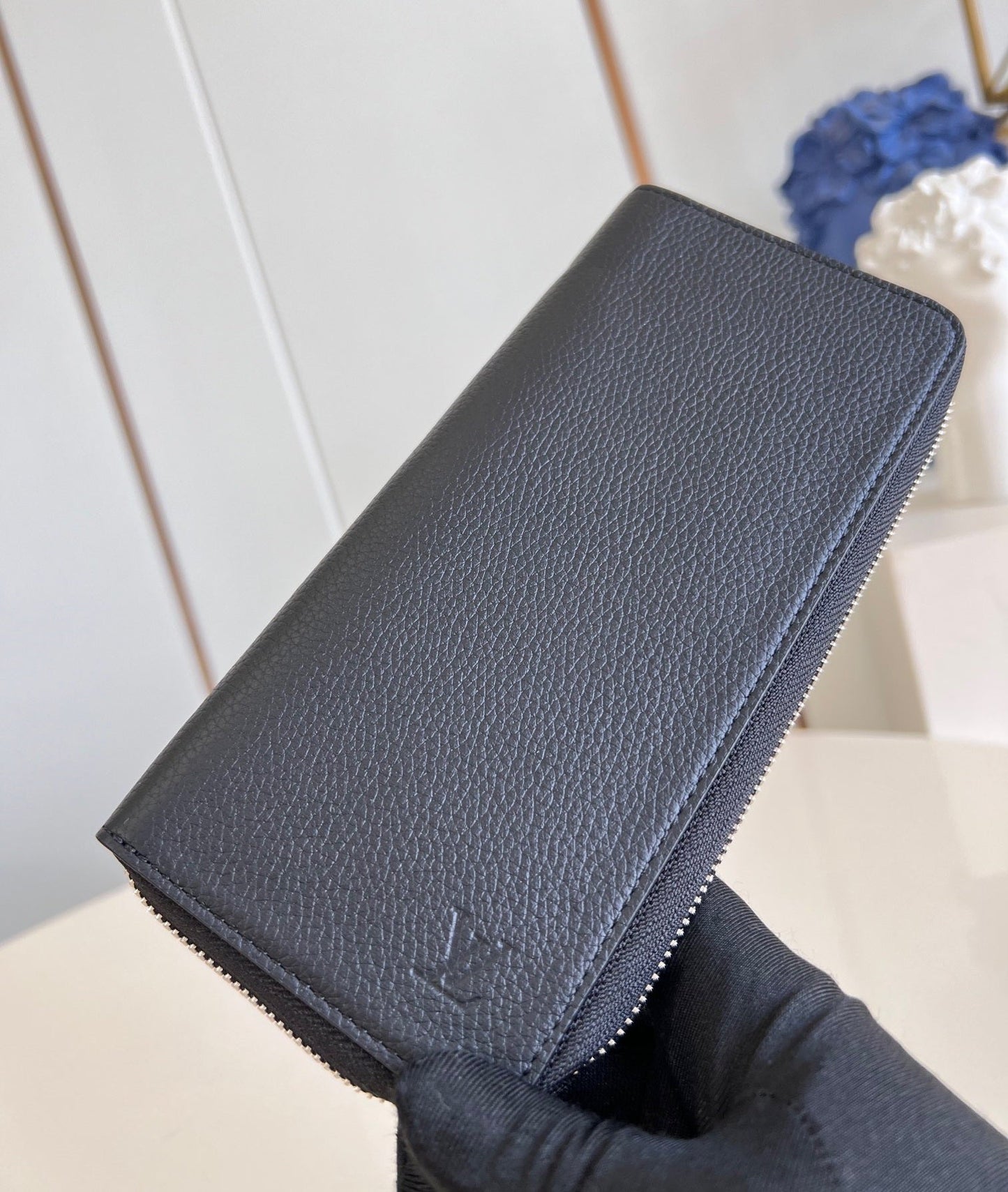CARTERA VERTICAL ZIPPY 20CM PIEL DE BECERRO NEGRA