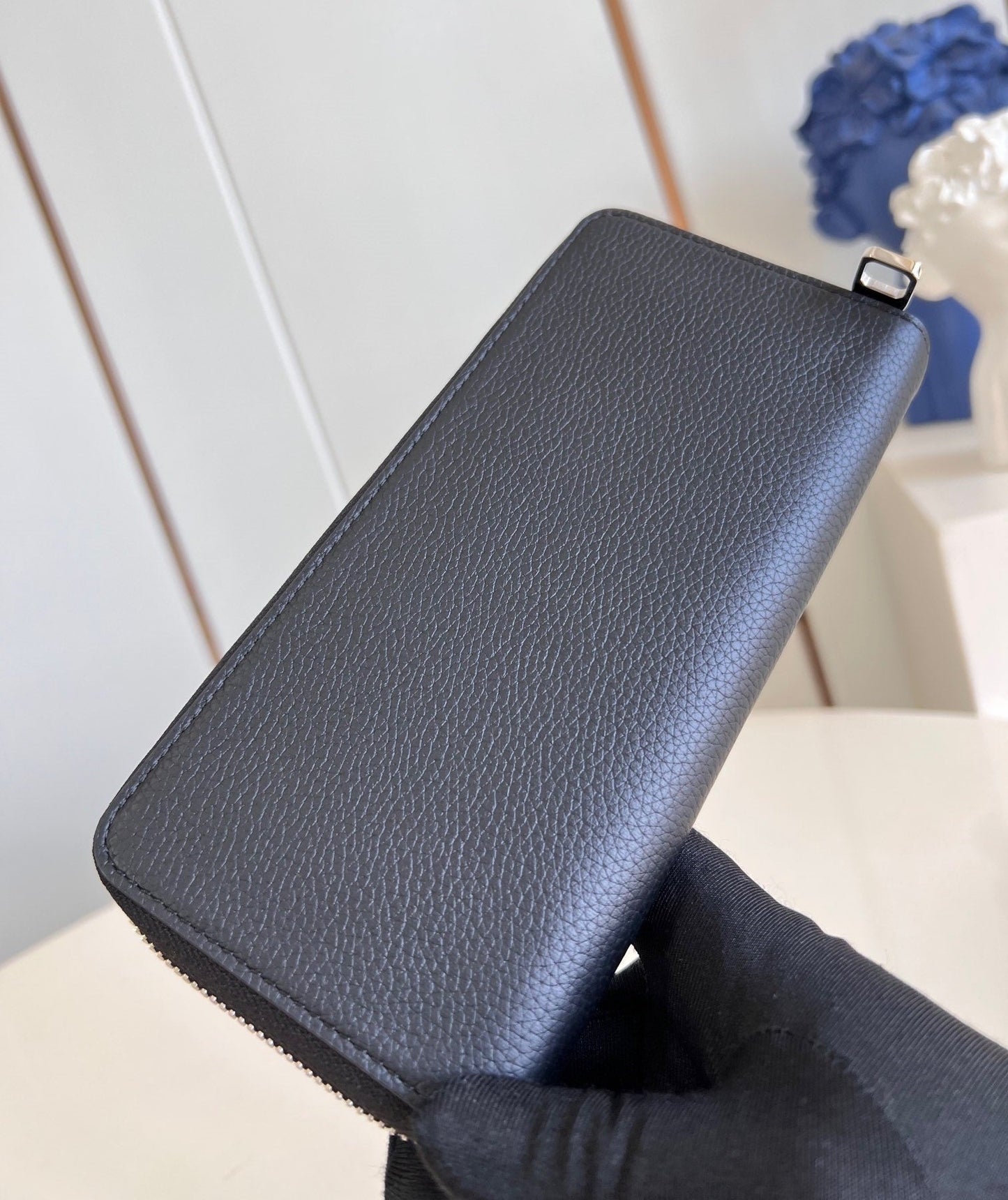 CARTERA VERTICAL ZIPPY 20CM PIEL DE BECERRO NEGRA